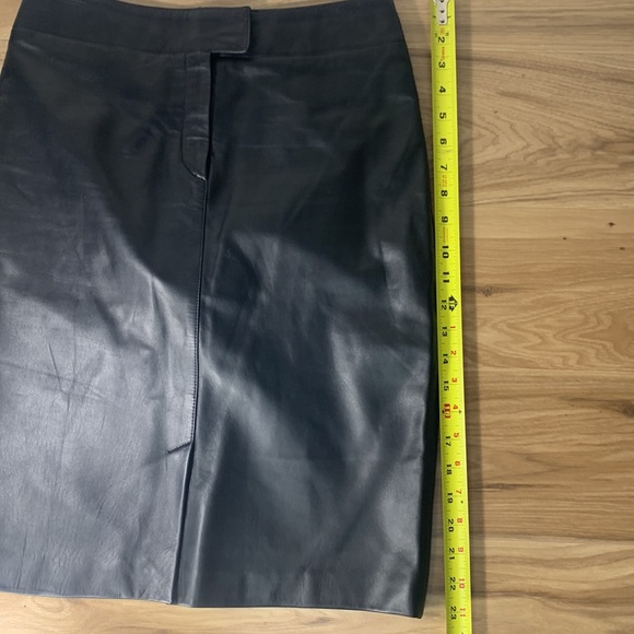 ARMANI COLLEZIONI Black Leather Pencil Skirt - Picture 12 of 12